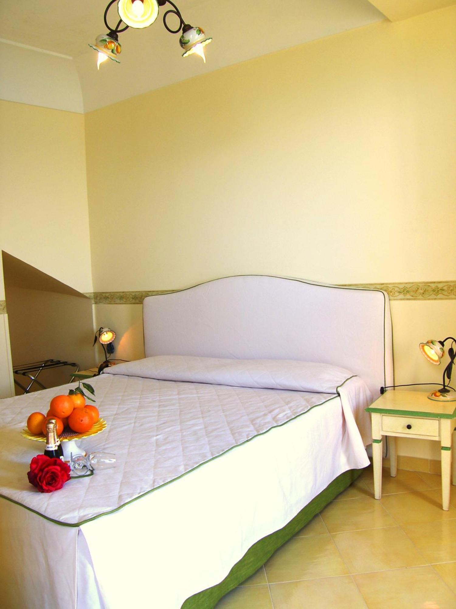 Locanda Degli Agrumi Конка-дей-Марини Номер фото